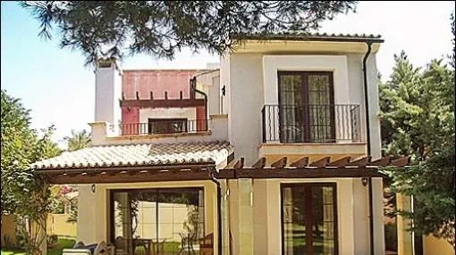 Villa with private pool next to golf field in Nova Santa Ponsa Villa with private pool next to golf field in Nova Santa Ponsa