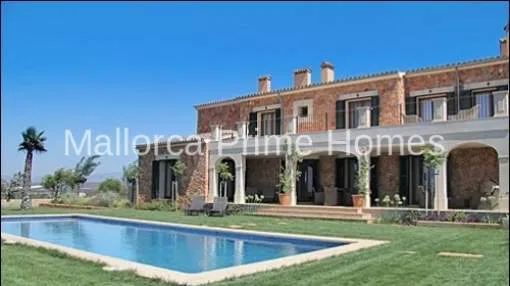 Villa with panoramic views in Son Gual