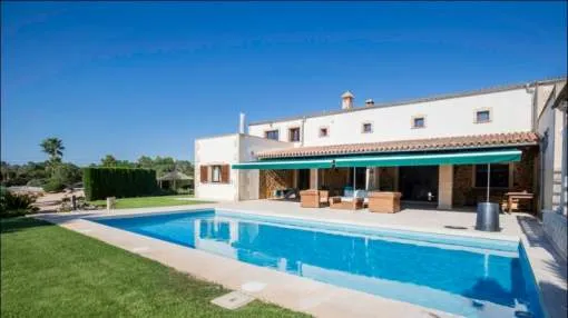 Magnificent modern finca style villa in S'Aranjassa Magnificent modern finca style villa in S'Aranjassa