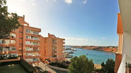 Sunny apartment with sea view in Port Adriano