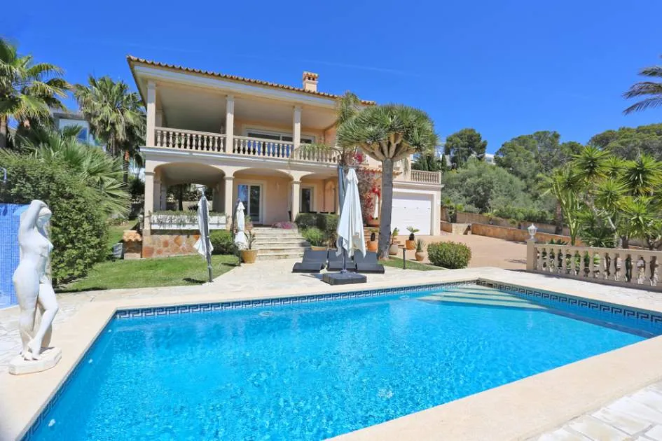 Elegant luxury villa with stunning sea views in Nova Santa Ponsa