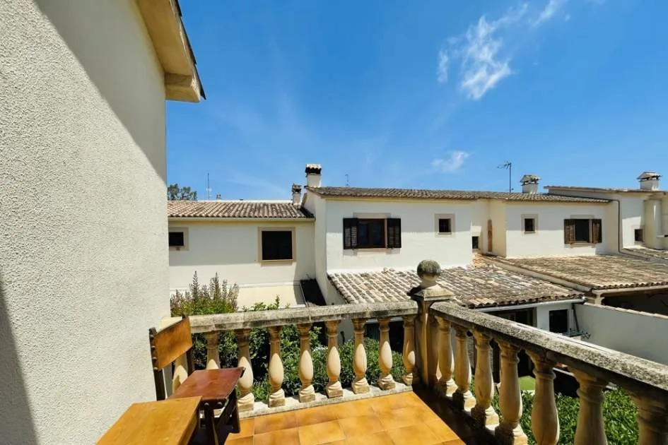 Mediterranean style townhouse in a central area in Santa Ponsa