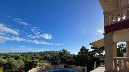 Villa with stunning panoramic views in Santa Ponsa