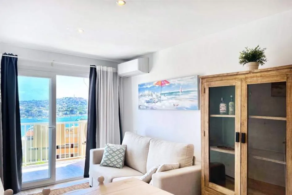 Beautiful apartment in second sea line in Santa Ponsa