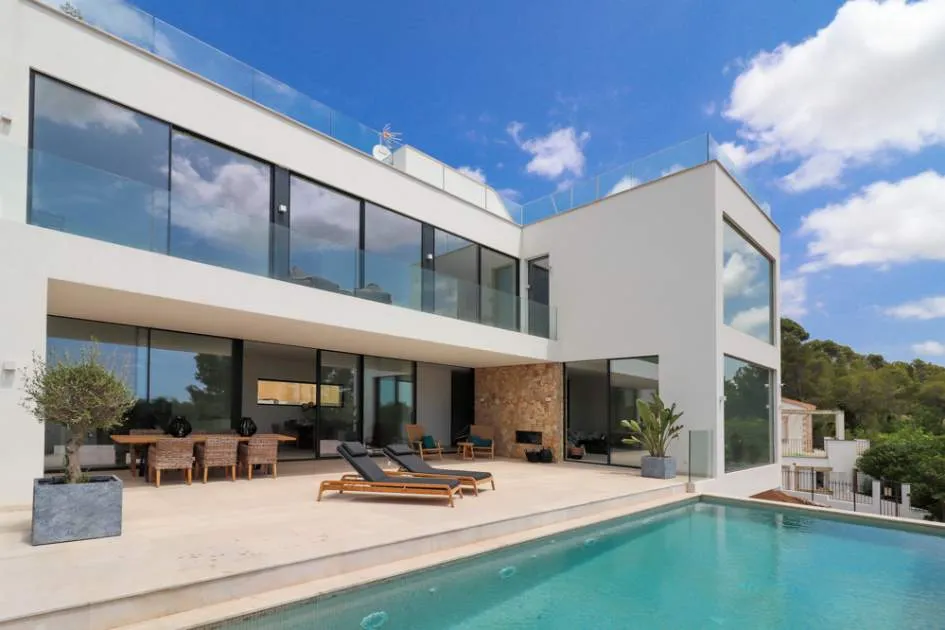 New construction luxury villa in Sa Roqueta