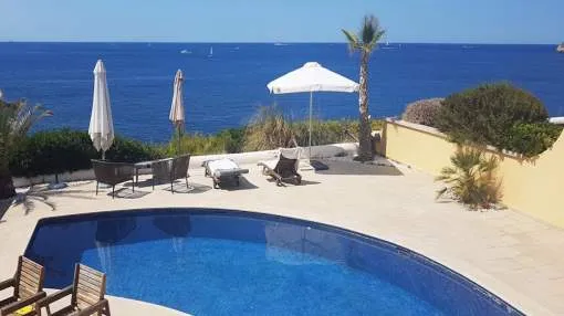 Renovated first line villa in Nova Santa Ponsa Renovated first line villa in Nova Santa Ponsa