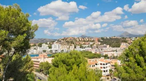Beautiful refurbished apartment with panoramic views in Santa Ponsa