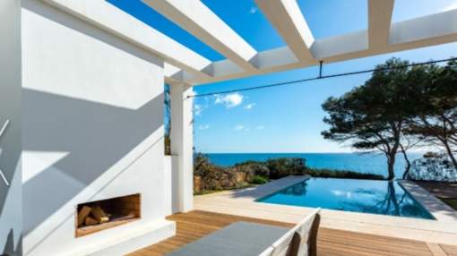 Spectacular firstline luxury villa in Cala Pi, Llucmayor Spectacular firstline luxury villa in Cala Pi, Llucmayor
