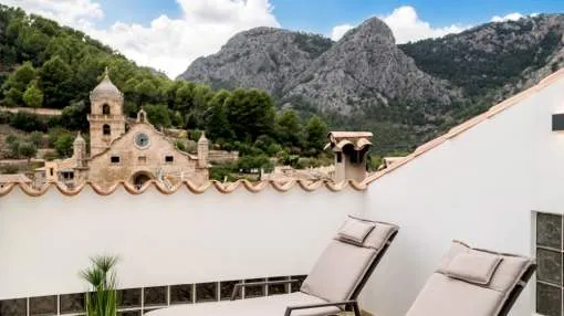 Charming renovated townhouse in Bunyola Charming renovated townhouse in Bunyola