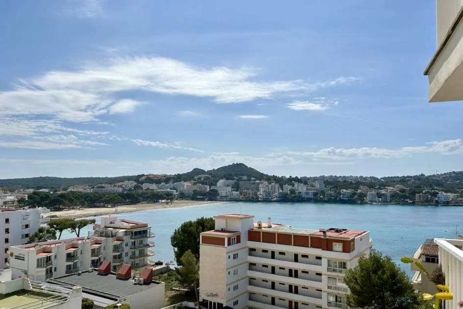Apartment with sea views in second line in Santa Ponsa