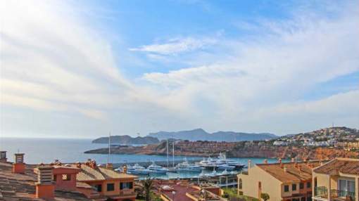 Modern apartment in well maintained complex with 2 pools near Port Adriano in El Toro Modern apartment in well maintained complex with 2 pools near Port Adriano in El Toro