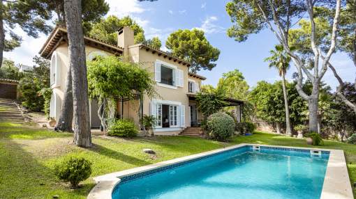 Mediterranean Chalet in best location in Bendinat Mediterranean Chalet in best location in Bendinat