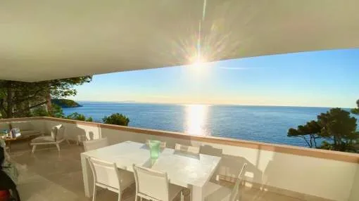 Modernized duplex penthouse with dream views to the sea in Cala Vinyes Modernized duplex penthouse with dream views to the sea in Cala Vinyes