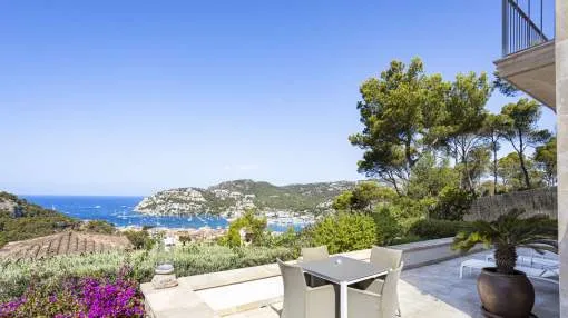 Elegant hillside villa with fantastic harbour views and luxury amenities in Puerto Andratx Elegant hillside villa with fantastic harbour views and luxury amenities in Puerto Andratx