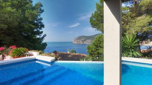 Mediterranean Villa with sea views and Pool in Camp de Mar Mediterranean Villa with sea views and Pool in Camp de Mar