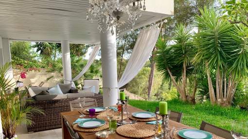 Elegant ground floor apartment with garden in an exclusive complex in Bendinat Elegant ground floor apartment with garden in an exclusive complex in Bendinat