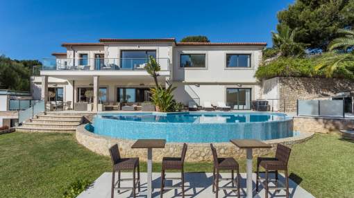 Luxury villa with sea views in fantastic location in Bendinat Luxury villa with sea views in fantastic location in Bendinat