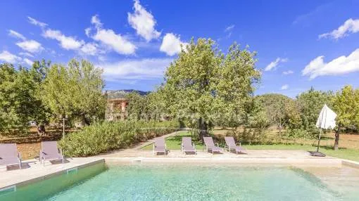 Stylish country villa with holiday license for sale near Selva, Mallorca 
