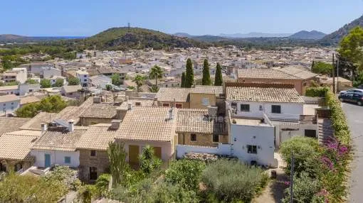 Charming village house with lots of character and potential for sale in Pollensa, Mallorca Charming village house with lots of character and potential for sale in Pollensa, Mallorca