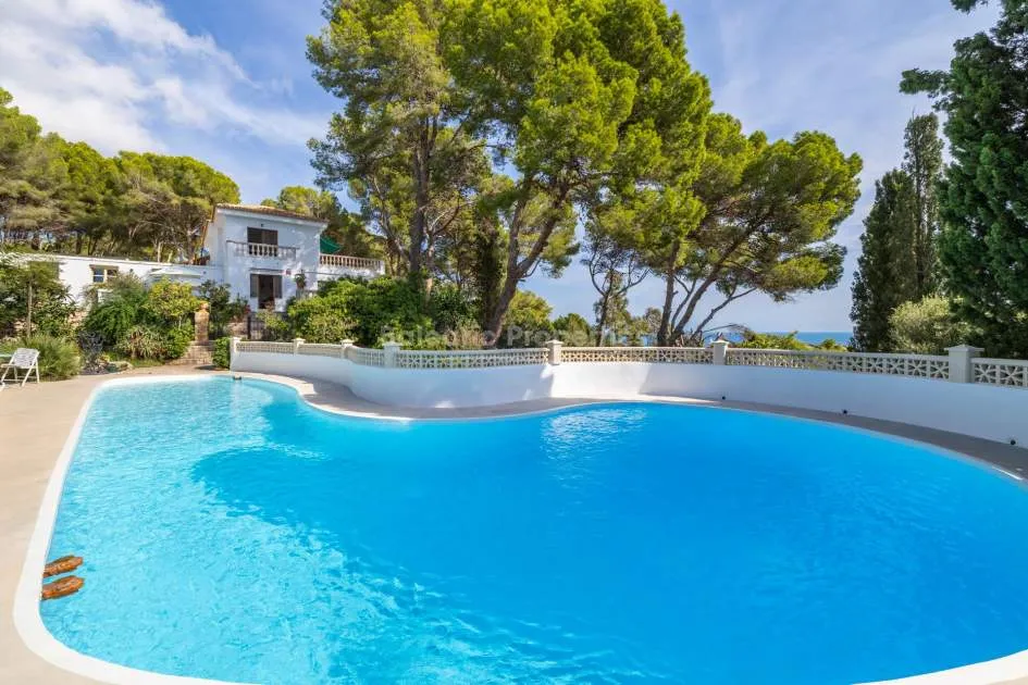 Beautiful villa with fabulous sea views for sale in Font de sa Cala 
