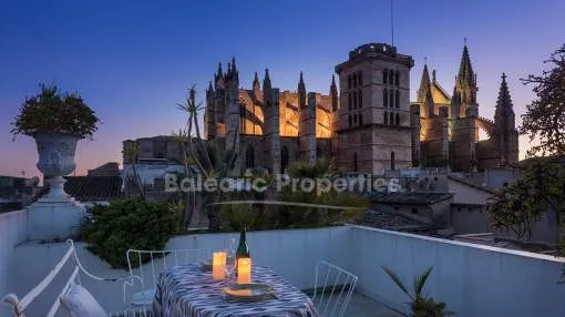 Fantastic investment town house with superb views for sale in Palma, Mallorca