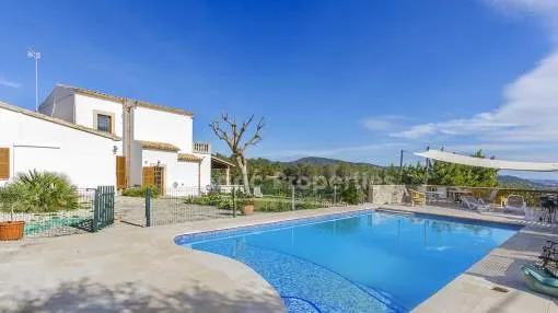 Finca with holiday rental license for sale on the outskirts of Campanet, Mallorca Finca with holiday rental license for sale on the outskirts of Campanet, Mallorca