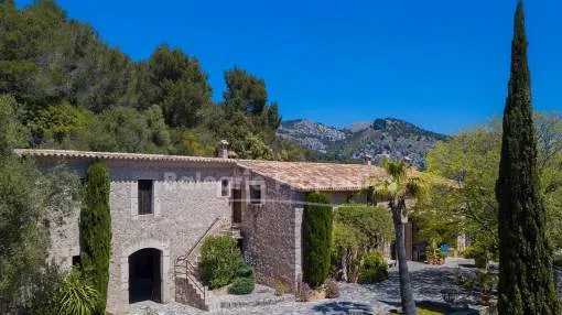 Historic country house for sale near Caimari, Mallorca