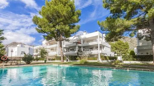 Ground floor apartment with private garden for sale in Puerto Pollensa, Mallorca