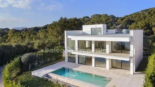 Spectacular sea view villa for sale in Alcanada, Alcúdia, Mallorca