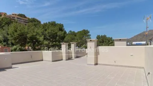 Newly built apartments within walking distance of town for sale in Puerto Pollensa, Mallorca