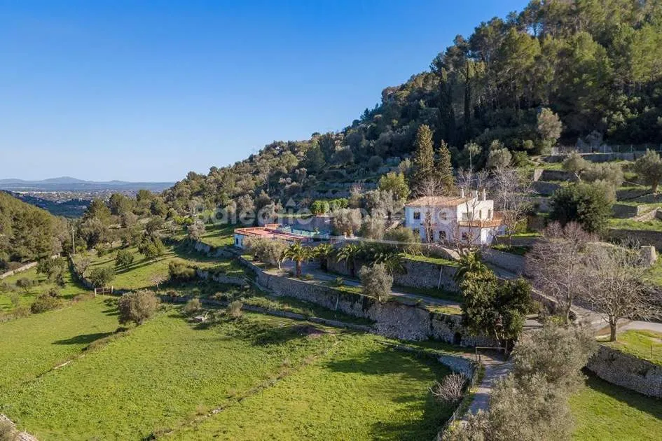 Extensive country property for sale in Alaró, Mallorca