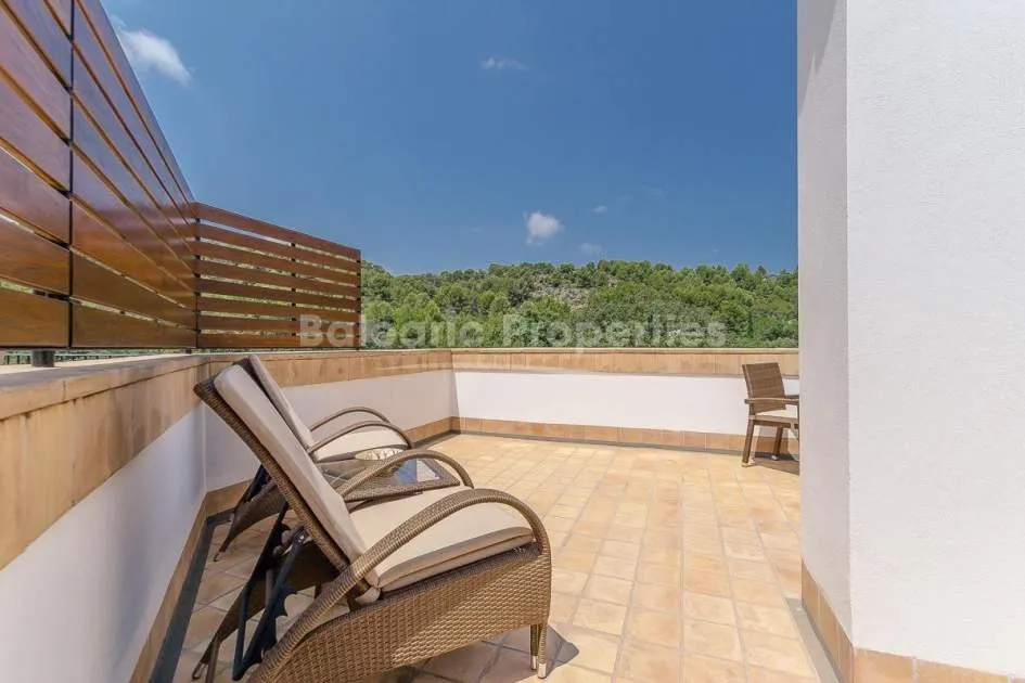 Duplex penthouse for sale on the outskirts of Pollensa, Mallorca 