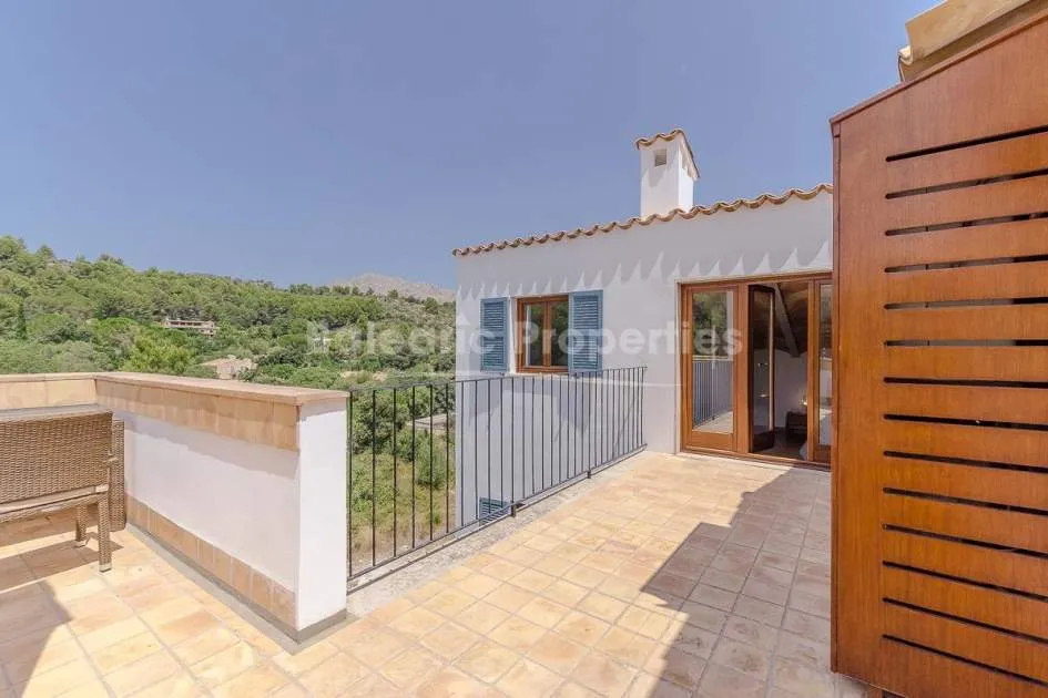 Duplex penthouse for sale on the outskirts of Pollensa, Mallorca 