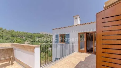 Duplex penthouse for sale on the outskirts of Pollensa, Mallorca 