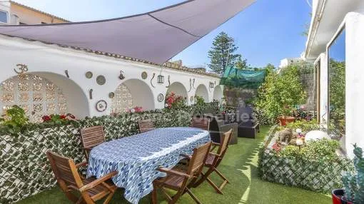 Charming town house with peaceful terraces for sale in Palma, Mallorca