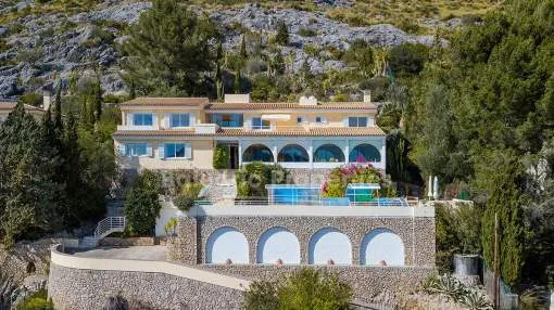 Exclusive villa with incredible views for sale in Pollensa, Mallorca