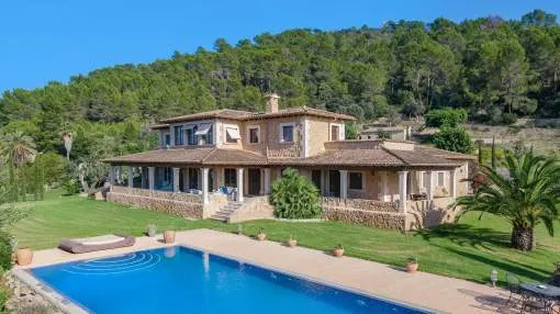 Luxury country home with rental license for sale in Puig de Santa Magdalena, Mallorca 