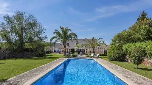 Spacious country house for sale in Santa Eugenia, Mallorca