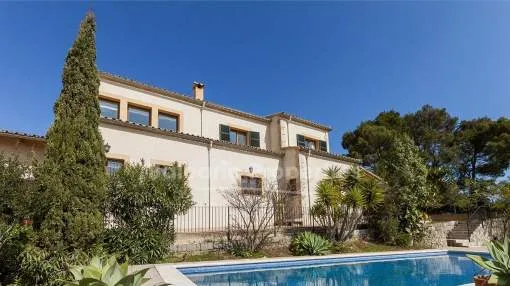 Amazing finca with pool and mountain views for sale in Inca, Mallorca Amazing finca with pool and mountain views for sale in Inca, Mallorca