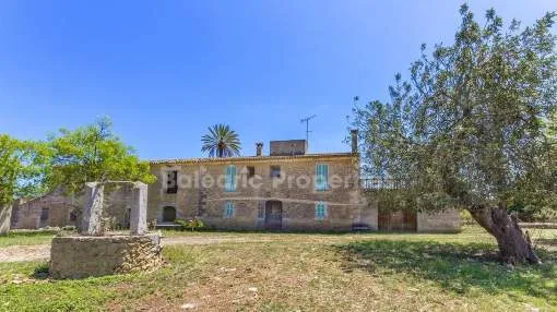 Well preserved historic estate for sale near Selva, Mallorca Well preserved historic estate for sale near Selva, Mallorca