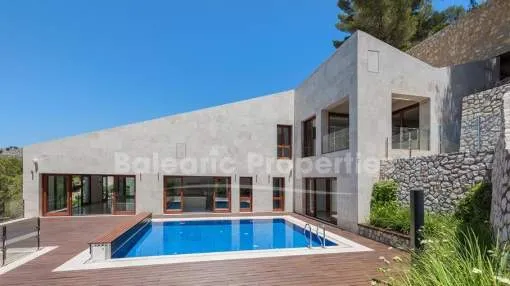 Incredible hillside villa with guest apartment for sale in Canyamel, Mallorca