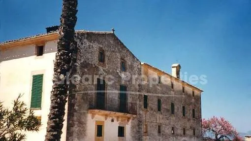 Historical mansion for sale from the 13th century near Algaida, Mallorca 