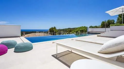 Villa in prime location with great views for sale in Bendinat, Mallorca