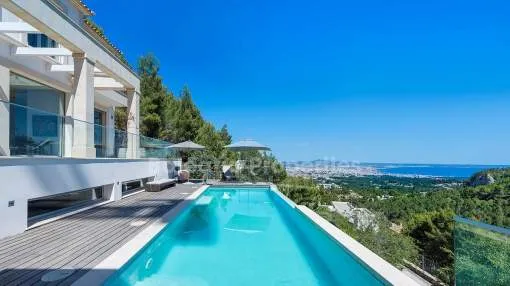 Luxury villa for sale with two pools and sea views in exclusive Son Vida, Palma, Mallorca