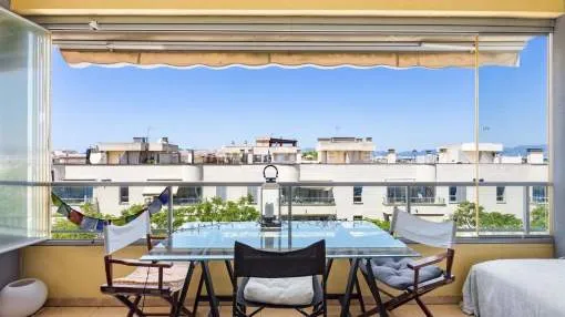 Apartment in walking distance to the beach for sale in El Molinar, Mallorca