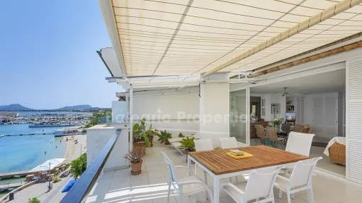 Unique front line penthouse apartment for sale in Puerto Pollensa, Mallorca 