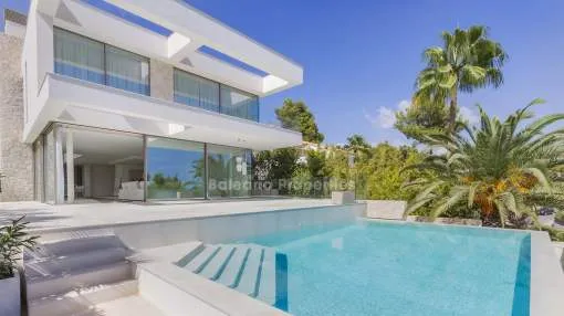 Lavish villa with amazing panoramic sea views, for sale in Bendinat, Mallorca