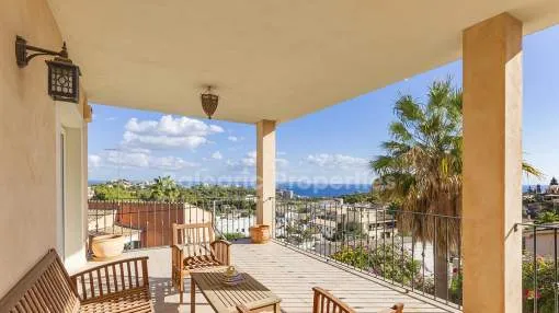 4 bedroom sea view villa with pool for sale in Génova, Palma, Mallorca