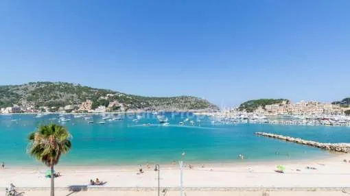 Beachfront town house to renovate for sale in Puerto de Soller, Mallorca