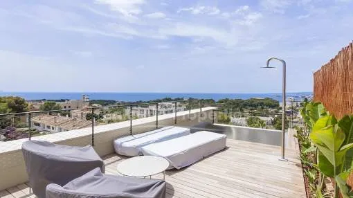 Luxury duplex penthouse with rooftop pool, for sale in Palma, Mallorca